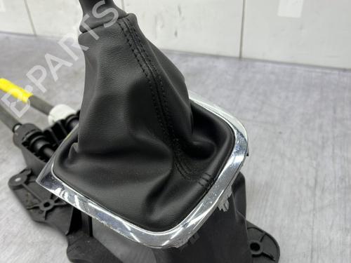 Gear lever RENAULT MEGANE III Hatchback (BZ0/1_, B3_) 1.5 dCi (BZ1G, BZ1W, BZ0R) | BP23757632M90 