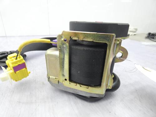 front-right-seatbelt-vw-golf-v-1k1-2003-2004-2005-2006-2007-2008-2009-2010-23696166 main image