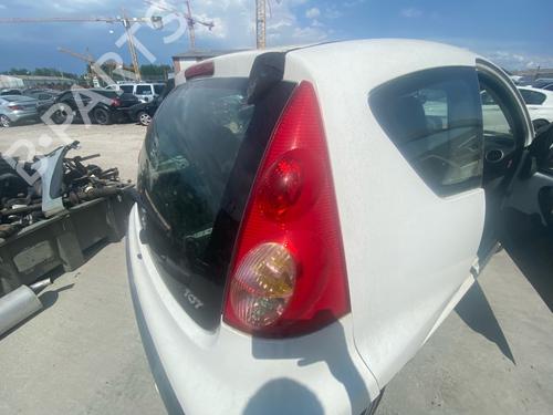 Used Right taillight Right taillight 37493863 37493863