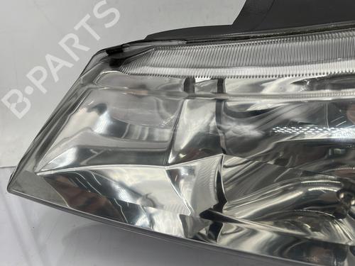 Right headlight PEUGEOT 406 (8B) 2.2 HDi | BP25033781C29 