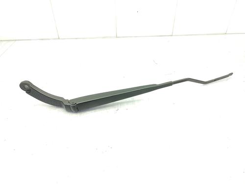 Used Front windshield wiper arm RENAULT CLIO IV (BH_) 1.2 TCe 120 (BHAU) (118 hp) 23681077
