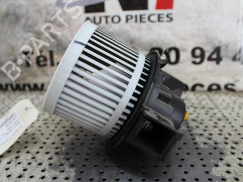 Used Heater blower motor Heater blower motor ABARTH 500 / 595 / 695 1.4 (312.AXD1A) (135 hp) 23687677 23687677