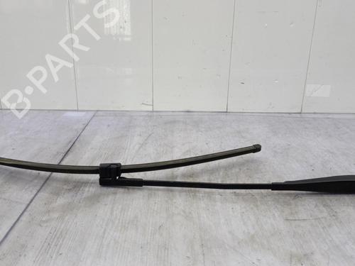 Used Front windshield wiper arm VW GOLF PLUS V (5M1, 521) 1.4 TSI (122 hp) 23703011