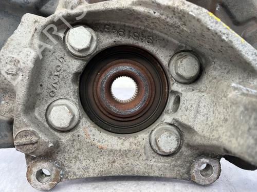 Mangueta delantera izquierda Mangueta delantera izquierda VOLVO V70 II (285) [1999-2008] 36762187 36762187