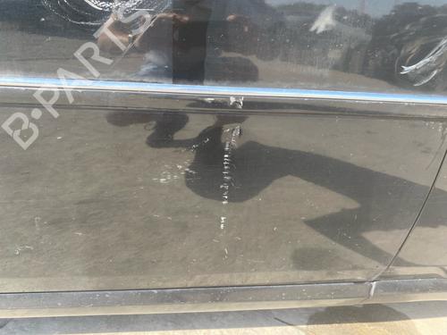 Used Right front door Right front door 36819012 36819012