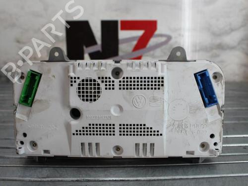 Used Instrument cluster VW POLO (6N2) 1.4 (60 hp) 23692055