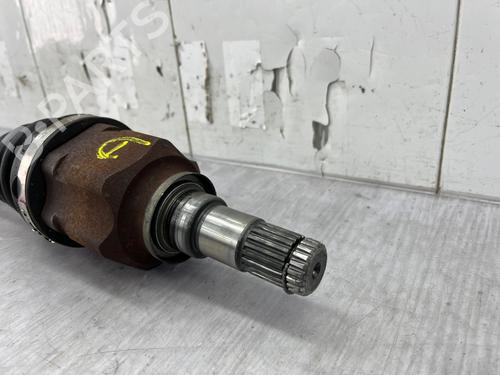 Used Right front driveshaft Right front driveshaft TOYOTA YARIS (_P13_) [2010-2020] 34281076 34281076