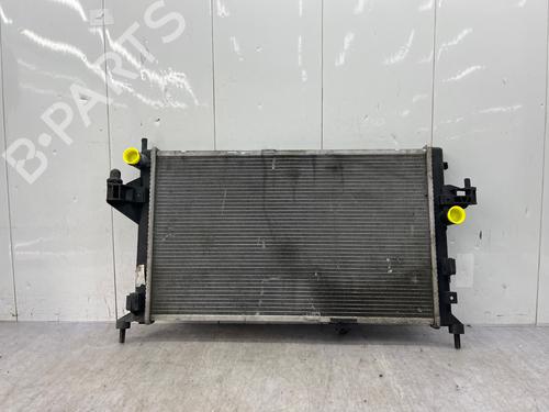 Used Water radiator Water radiator OPEL CORSA C (X01) 1.3 CDTI (F08, F68) (70 hp) 35890511 35890511