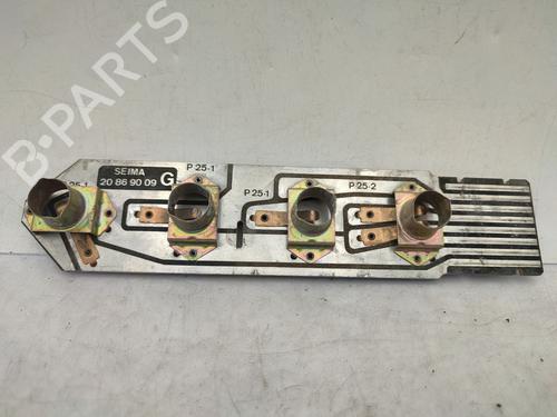 Used Lamp holder RENAULT TRAFIC Van (T_, P_, V_) 2.1 D (58 hp) 29498315