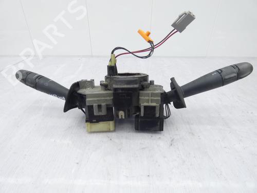 Used Steering column stalk RENAULT MEGANE Scenic (JA0/1_) 1.9 dT (JA0K, JA0Y) (90 hp) 23700156