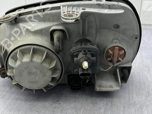 Used Right headlight HYUNDAI SANTA FÉ I (SM) 2.0 CRDi 4x4 (113 hp) 23688408