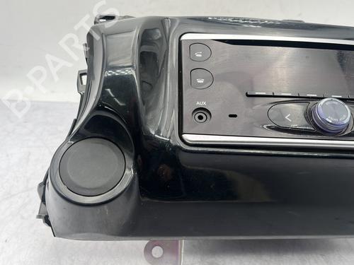 Radio TOYOTA HILUX VIII Pickup (_N1_) 2.4 D 4WD (GUN125_, GUN125R) | BP30635077E6 