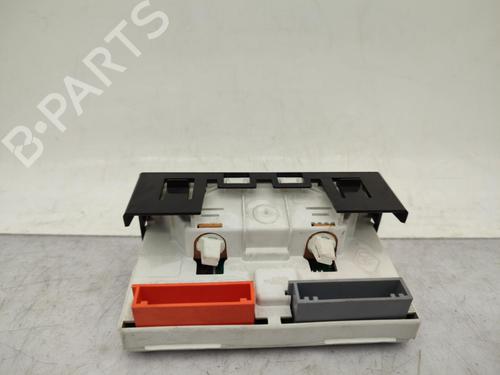 display-monitor-renault-kangoo-kc01_-1997-23678570 main image