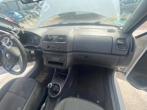 Dashboard SKODA FABIA II (542) 1.6 TDI | BP37079446C46 - Image 23