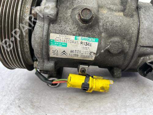 Used AC compressor AC compressor 37036182 37036182