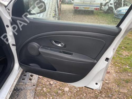 Dashboard RENAULT MEGANE III Hatchback (BZ0/1_, B3_) 1.5 dCi (BZ09, BZ0D, BZ1W, BZ29, BZ14) | BP23704833C46 - Image 33
