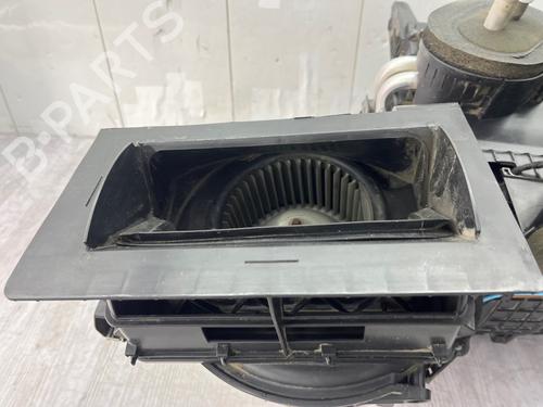 Heater matrix box RENAULT MASTER III Van (FV) 2.3 dCi 125 FWD (FV0C, FV0D, FV0G, FV0H, FV0J, FV0K,... | BP39717022M61 - Image 15