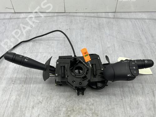 Steering column stalk RENAULT CLIO II (BB_, CB_) 1.2 (BB0A, BB0F, BB10, BB1K, BB28, BB2D, BB2H, CB0A,... | BP23704942I23 