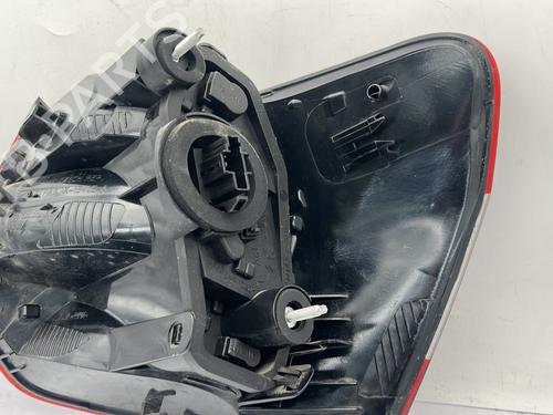 Left taillight CITROËN C5 III (RD_) 2.0 HDi 140 (RDRHF8, RDRHFA, RDRHA8, RDRHAJ) | BP32393568C34