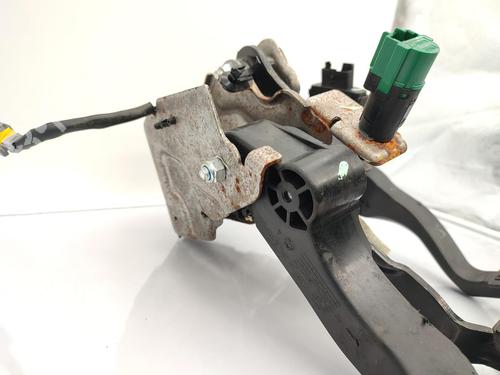 Pedal PEUGEOT 208 I (CA_, CC_) 1.4 HDi | BP23720005I4