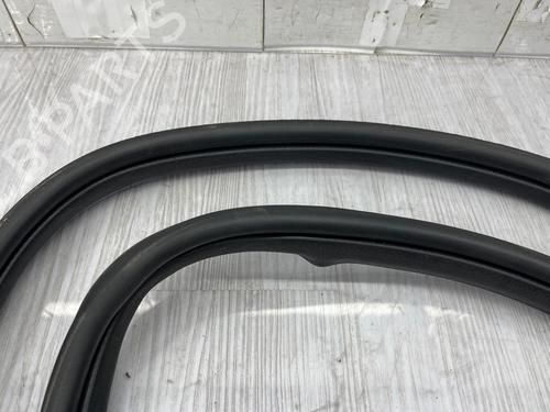 Used Rubber door seal Rubber door seal 37868160 37868160