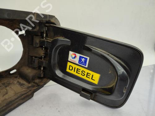 Fuel flap PEUGEOT 607 (9D, 9U) 2.7 HDi 24V | BP23722623C131 