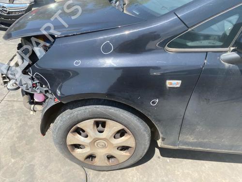 Used Left front fenders Left front fenders 38033039 38033039