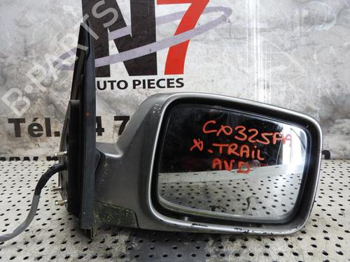 Used Right mirror NISSAN X-TRAIL I (T30) 2.2 Di 4x4 (114 hp) 23685388