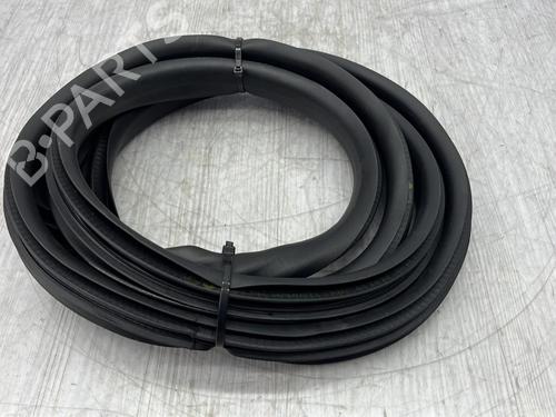 Used Rubber door seal DACIA SANDERO III 1.0 TCe 100 ECO-G (101 hp) 23761432