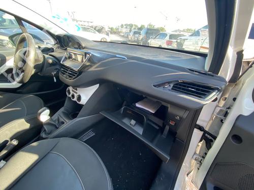 Instrumentbræt Instrumentbræt PEUGEOT 208 I (CA_, CC_) 1.0 VTi (68 hp) 37587194 37587194