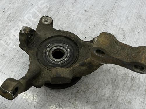 Used Right front steering knuckle Right front steering knuckle RENAULT LAGUNA I (B56_, 556_) 1.8 (B56Z) (94 hp) 23703152 23703152