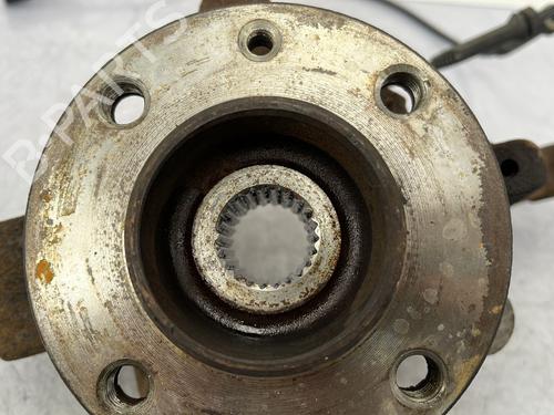 Right front steering knuckle DACIA SANDERO II TCe 90 (B8M1, B8MA, B8AC) | BP23760071M26 