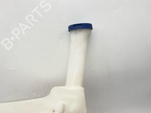 Used Windscreen washer tank Windscreen washer tank 38627165 38627165