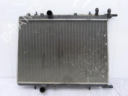 Used Water radiator Water radiator 23672836 23672836