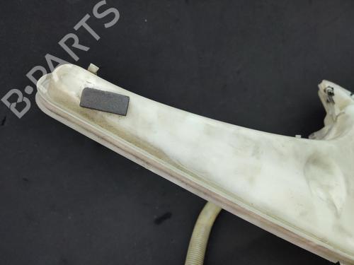 Used Windscreen washer tank BMW 1 (E87) 120 d (163 hp) 23749894