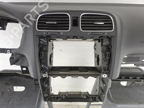 Used Dashboard VW GOLF VI (5K1) 1.6 TDI (105 hp) 23740753