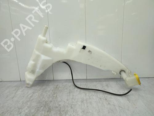 Windscreen washer tank FORD FOCUS I Saloon (DFW) 2.0 16V | BP23674672C113 