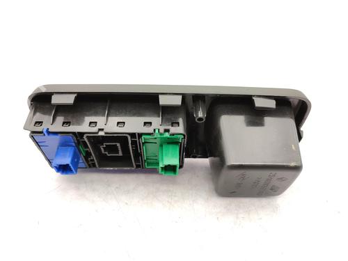 Switch DACIA DUSTER (HS_) 1.2 TCe 125 | BP23732535I30 