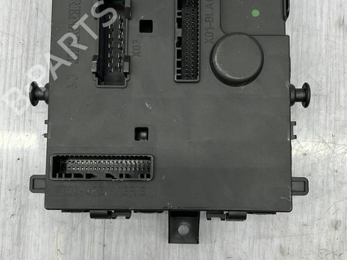 electronic-module-renault-twingo-ii-cn0_-2007-23704932 main image