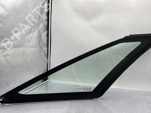 front-right-quarter-glass-citroen-c4-picasso-ii-2013-33934939 main image