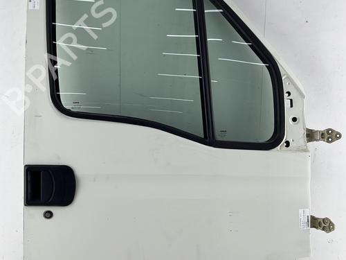 Used Right front door IVECO DAILY III Van 35 S 11 V,35 C 11 V (106 hp) 30870345