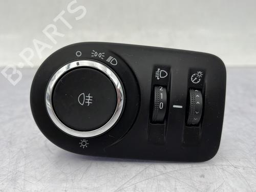 headlight-switch-opel-corsa-e-x15-2014-23683751 main image