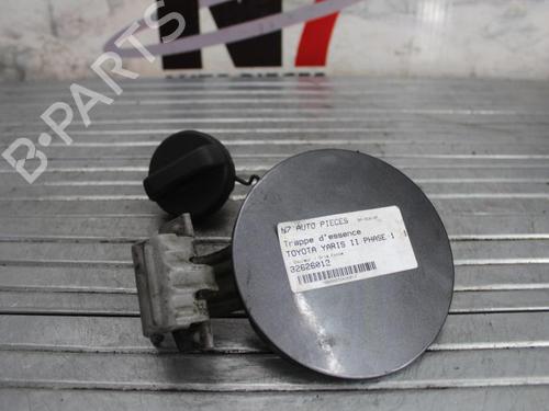 Tanklokket TOYOTA YARIS (_P9_) 1.4 D-4D (NLP90_, NLP90R) (90 hp) 23689658