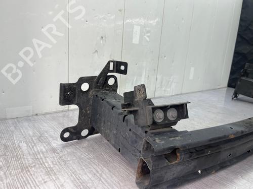 Used Front bumper reinforcement Front bumper reinforcement 39538983 39538983