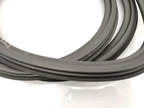 rubber-door-seal-audi-a3-sportback-8va-8vf-2012-2013-2014-2015-2016-2017-2018-2019-2020-2021-23738828 main image