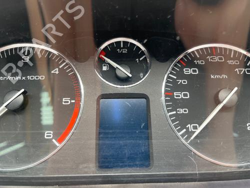Cockpit Cockpit PEUGEOT 407 SW (6E_, 6D_) 2.0 HDi 135 (136 hp) 37265168 37265168