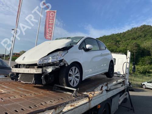 Warning switch PEUGEOT 208 I (CA_, CC_) 1.4 HDi | BP23730876I22  - Image 16