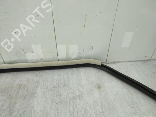 rubber-door-seal-renault-talisman-lp_-2015-2016-2017-2018-2019-2020-2021-2022-24400032 main image