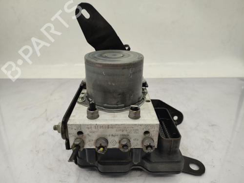 Used ABS pump ABS pump RENAULT KANGOO Express (FW0/1_) 1.5 dCi 75 (FW07, FW10, FW04) (75 hp) 23729410 23729410