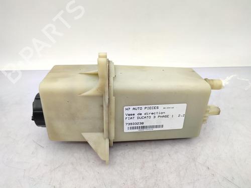 Used Power steering reservoir FIAT DUCATO Van (250_) 100 Multijet 2,2 D (100 hp) 23678335